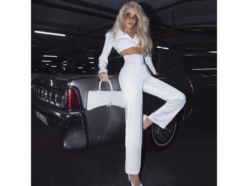 Σετ Cropped Blazer με Ψηλόμεσο Παντελόνι