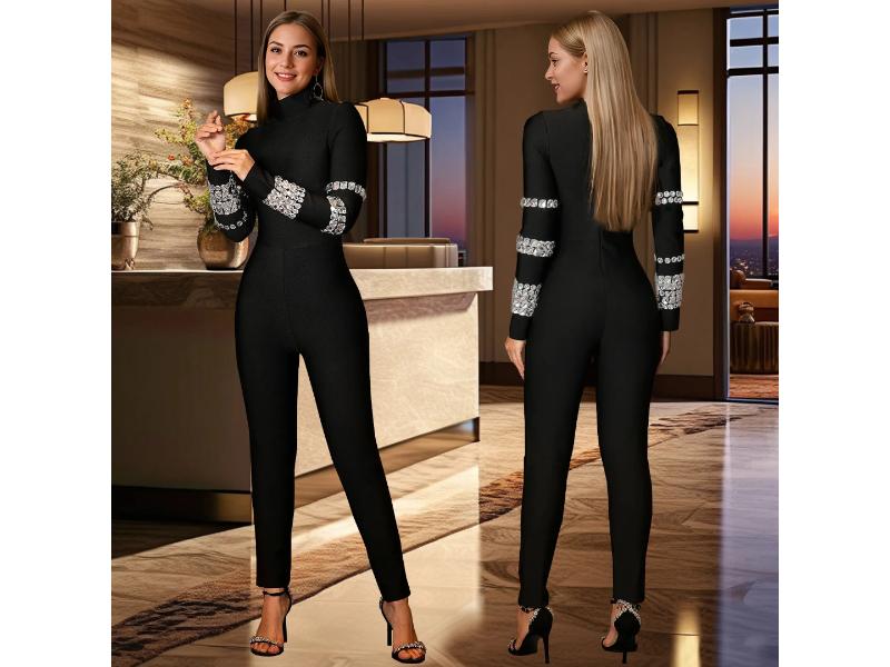 Μαύρη Ολόσωμη Φόρμα με Κρύσταλλα