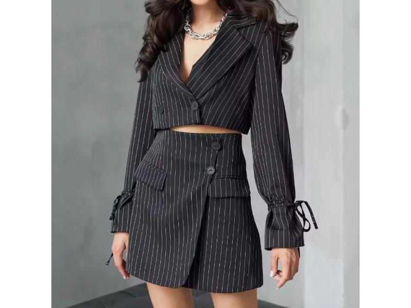 Σετ Blazer και Φούστα με Ρίγες