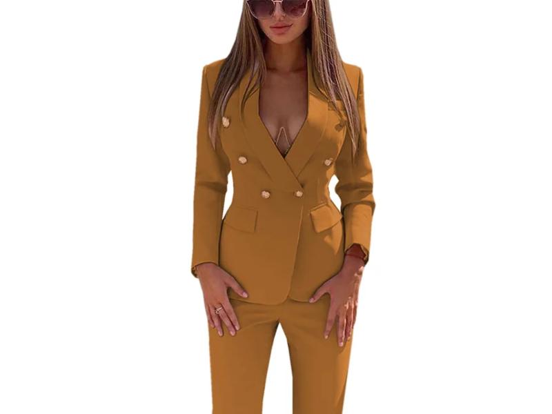 Κοστούμι με Σακάκι Διπλόκουμπο και Παντελόνι