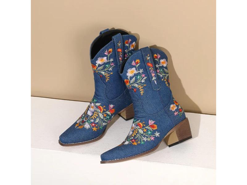 Μπότα Τακούνι Κεντητή Μπλε