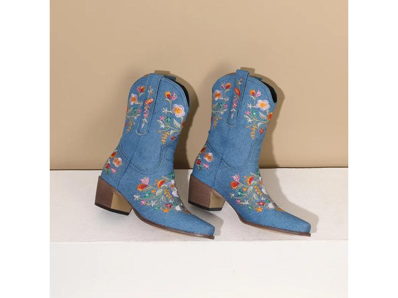 Μπότα Τακούνι Κεντητή Ανοιχτό Μπλε