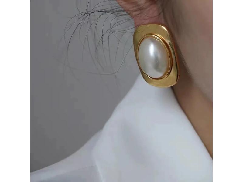 Σκουλαρίκια Vintage Pearl Oval Gold