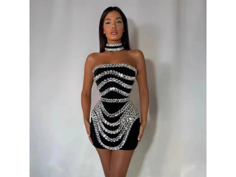 Mini Μαύρο Φόρεμα με Strass και Choker