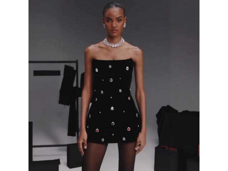 Mini Μαύρο Strapless Φόρεμα με Strass