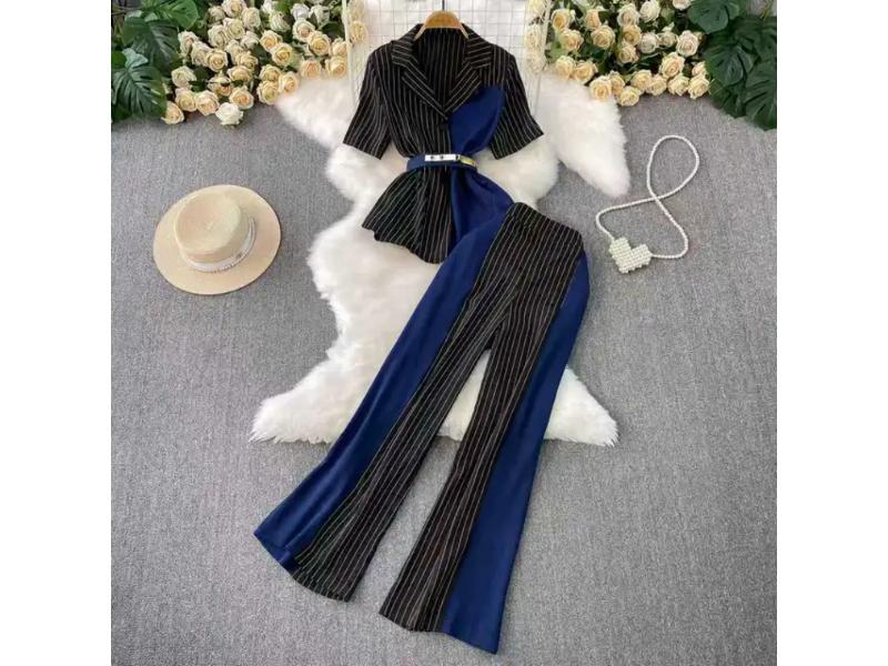 Σετ Κομψό Με Contrast Γιλέκο Και Wide Παντελόνα Black Navy