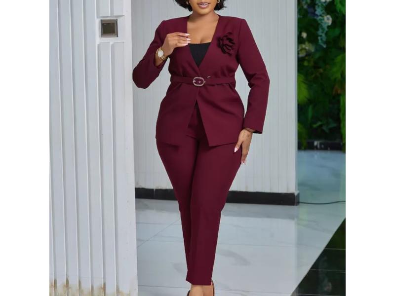 Σετ Κομψό Σακάκι Με Ζώνη Και Παντελόνα Μπορντό