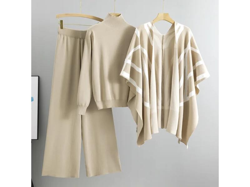 Πλεκτό Σετ με Πόντσο και Ζιβάγκο