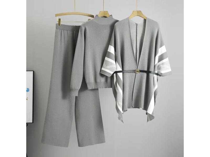 Πλεκτό Σετ με Ζιβάγκο και Πόντσο