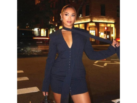 Μπλε Pinstripe Blazer Φόρεμα με Ενσωματωμένο Φουλάρι