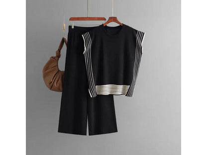 Πλεκτό Σετ Αμάνικο με Ριγέ Λεπτομέρειες