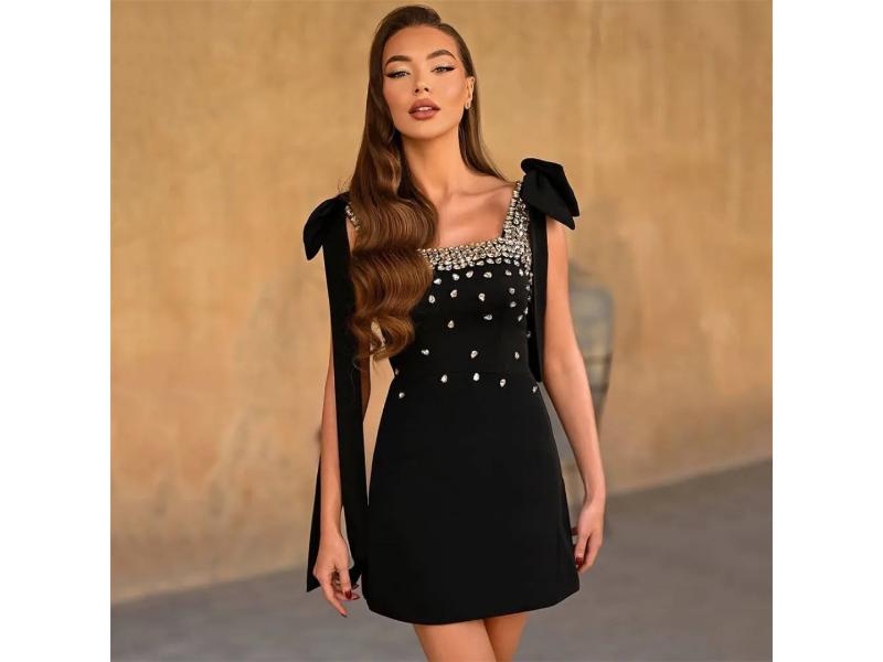 Μίνι Φόρεμα με Γυάλινες Πέτρες και Φιόγκους στους Ώμους