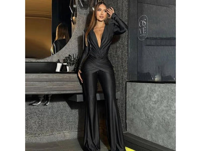 Ολόσωμη Φόρμα με Βαθύ Ντεκολτέ και Ντραπέ Λεπτομέρειες