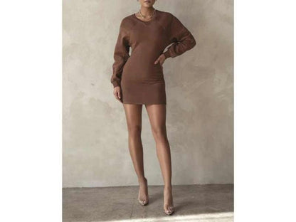 Σετ Mini Φόρεμα με Cut-Out και Cropped Φούτερ