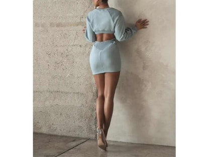 Σετ Mini Φόρεμα με Cut-Out και Cropped Φούτερ