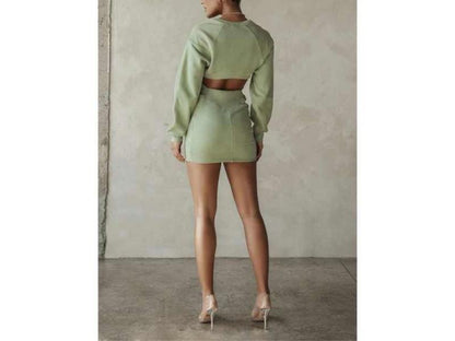 Σετ Mini Φόρεμα με Cut-Out και Cropped Φούτερ