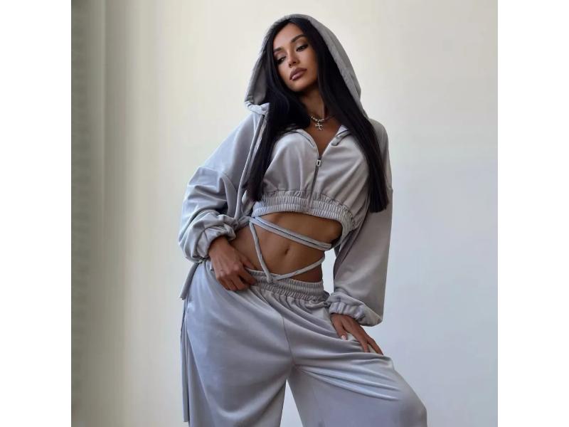 Σετ Velvet με Κουκούλα και Δέσιμο στη Μέση