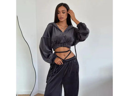 Σετ Velvet με Κουκούλα και Δέσιμο στη Μέση