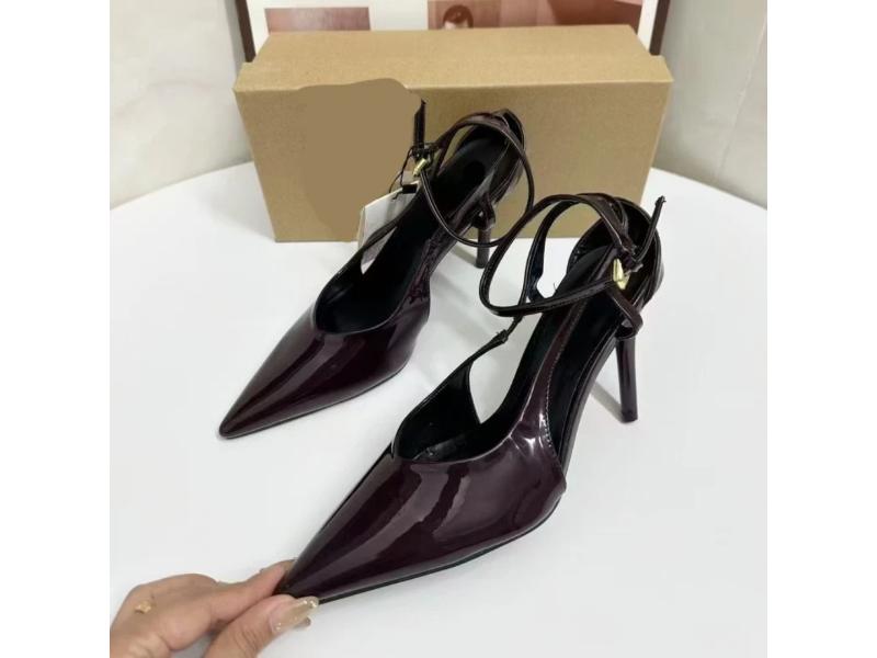 Γόβες Cross-Strap σε Burgundy