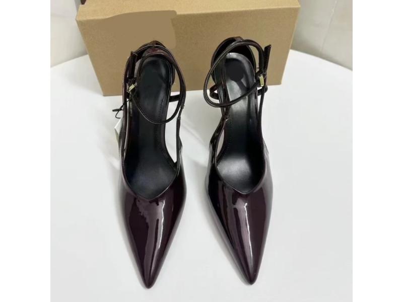 Γόβες Cross-Strap σε Burgundy