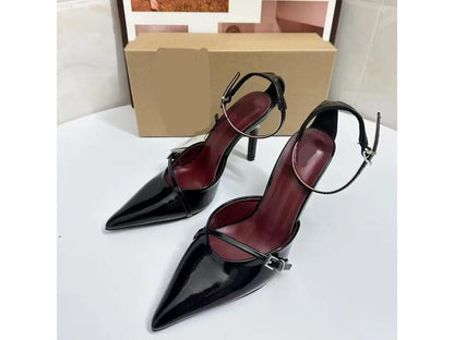 Γόβες Strappy Pointed σε Black