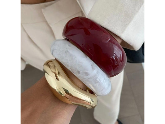 Chunky Bangle Red White Gold