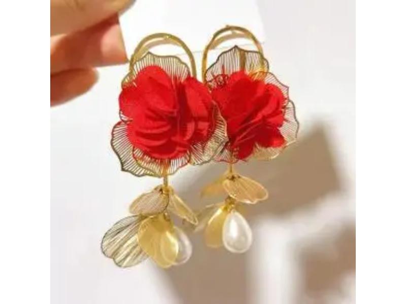 Σκουλαρίκια Floral Petal Κόκκινο