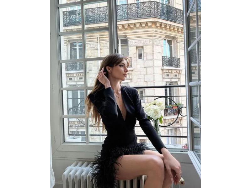 Mini Φόρεμα με Φτερά