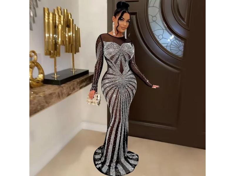 Maxi Φόρεμα με Κρύσταλλα και Illusion Λεπτομέρειες