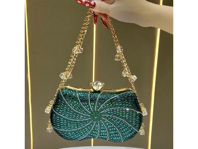 Τσάντα Crystal Swirl με Χρυσή Αλυσίδα