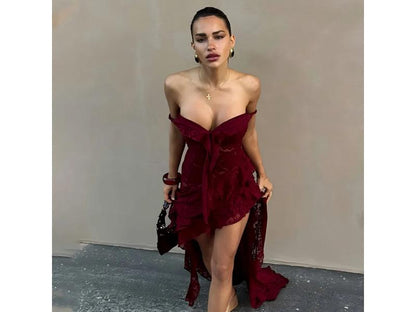 Maxi Δαντελωτό Φόρεμα Με Ασύμμετρο Σχέδιο Burgundy