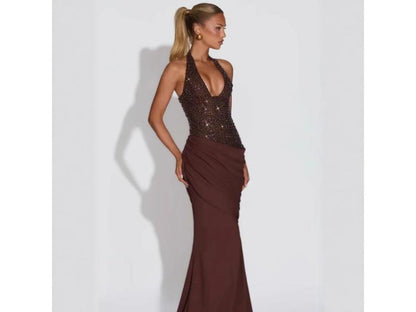 Maxi Φόρεμα Halter Με Παγιέτα Και Ουρά Brown