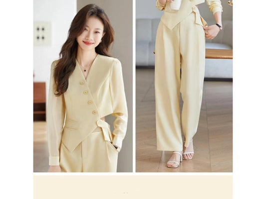 Σετ Blazer με Ασύμμετρο Κλείσιμο και Ψηλόμεσο Παντελόνι