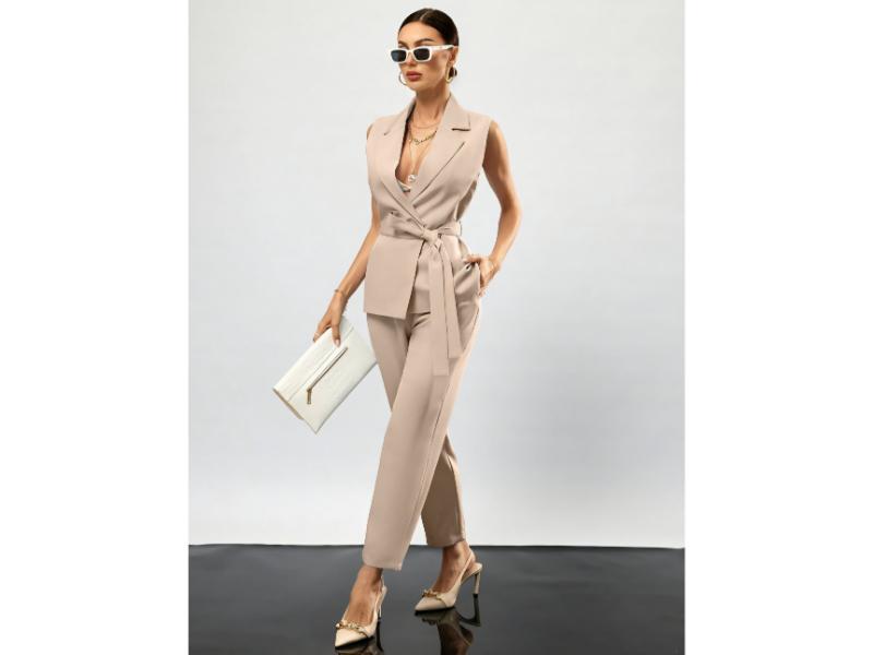 Σετ Αμάνικο Σακάκι Με Ζώνη Και Παντελόνι Beige