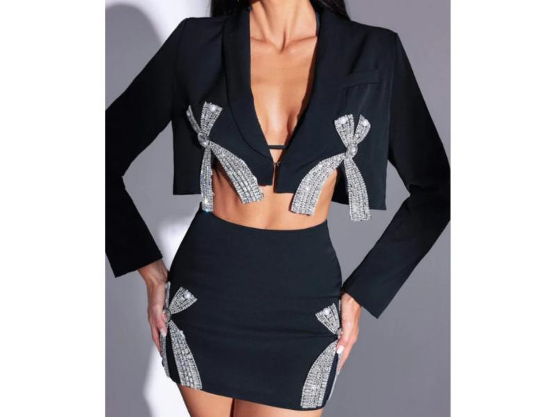 Σετ Blazer Crop Με Φούστα Και Κρυστάλλινους Φιόγκους